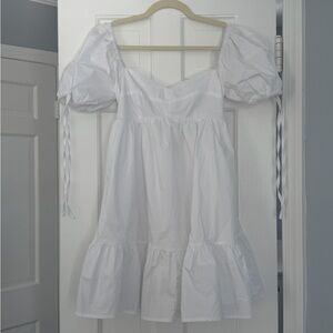 Chic White Puff Sleeve Mini Dress